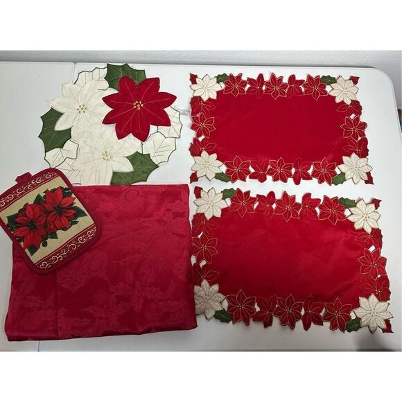 Christmas Table Set 5 Pcs Tablecloth 2 Placemats Centerpiece Mat Pot Holder Note - Picture 1 of 15
